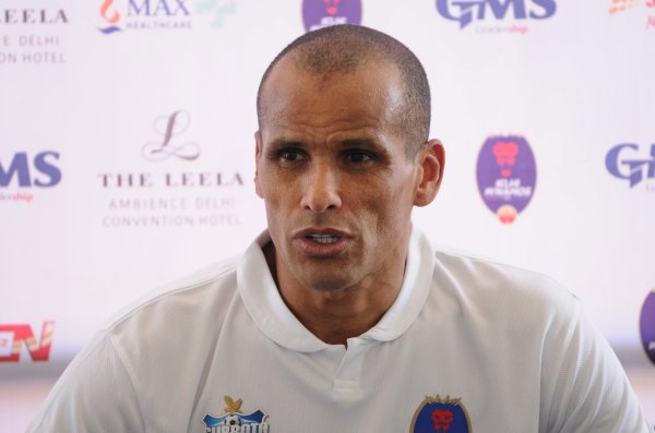 Rivaldo: So sánh Barcelona với năm ngoái là quá sớm, và để thay thế Vinicius không phải là một hình phạt
