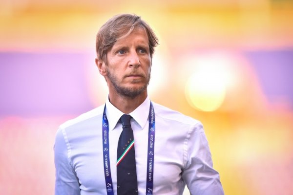 Ambrosini: Tudor hy vọng sẽ 